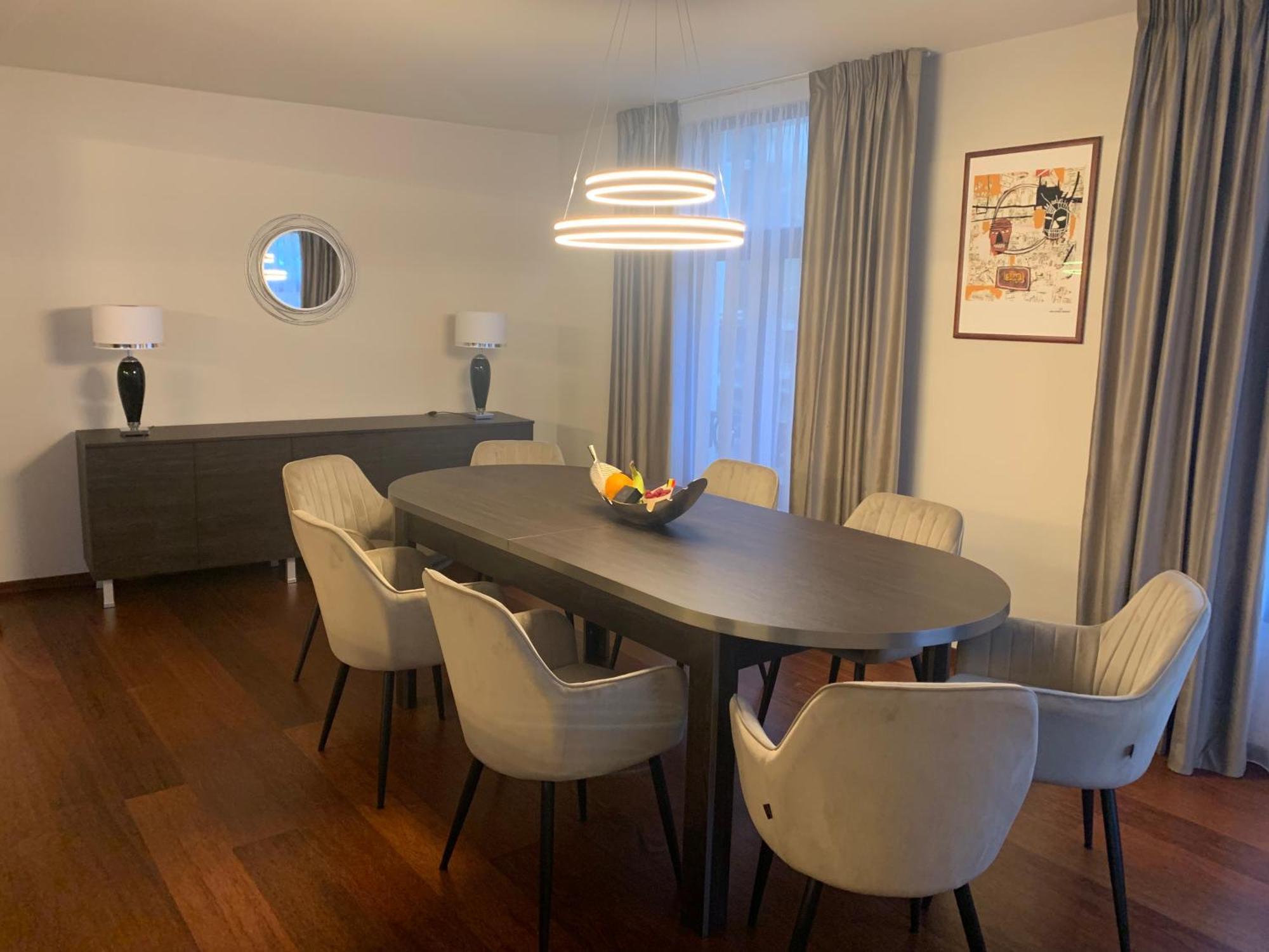 Botanique Suites Airbnb, Antwerpen Ngoại thất bức ảnh