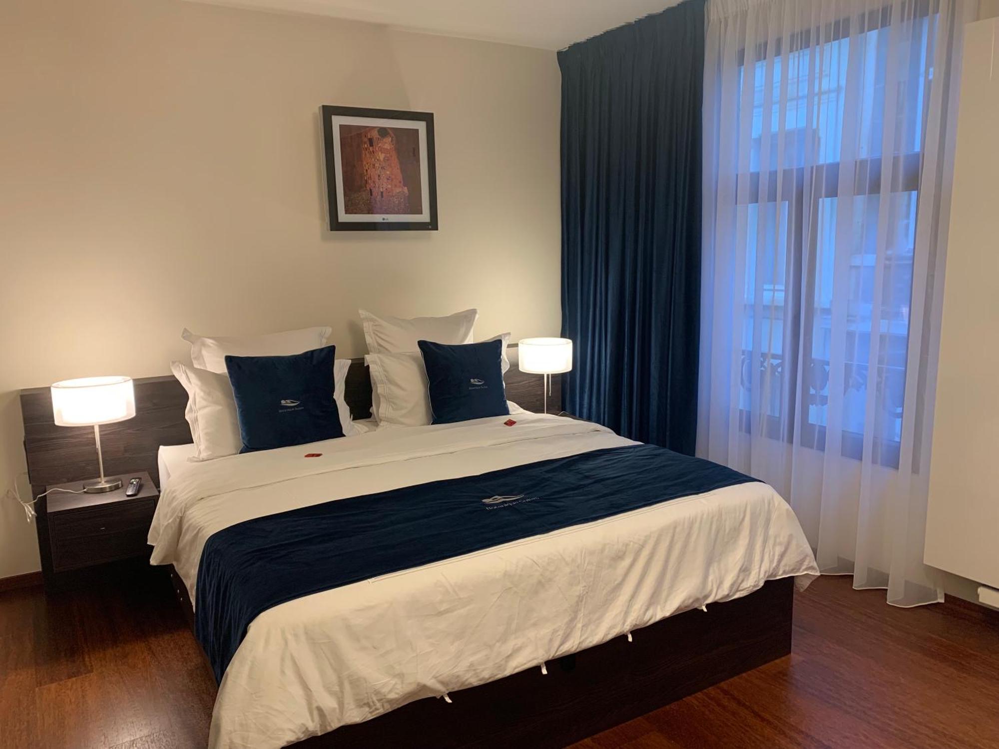 Botanique Suites Airbnb, Antwerpen Ngoại thất bức ảnh