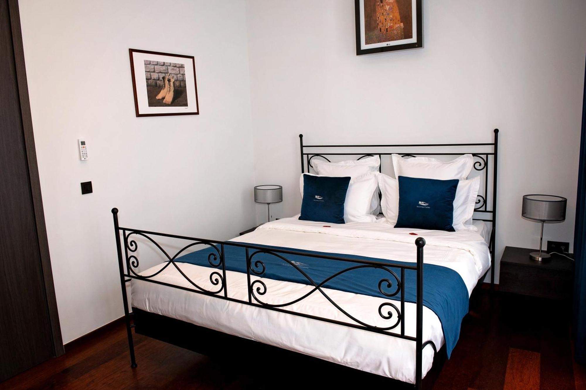 Botanique Suites Airbnb, Antwerpen Ngoại thất bức ảnh