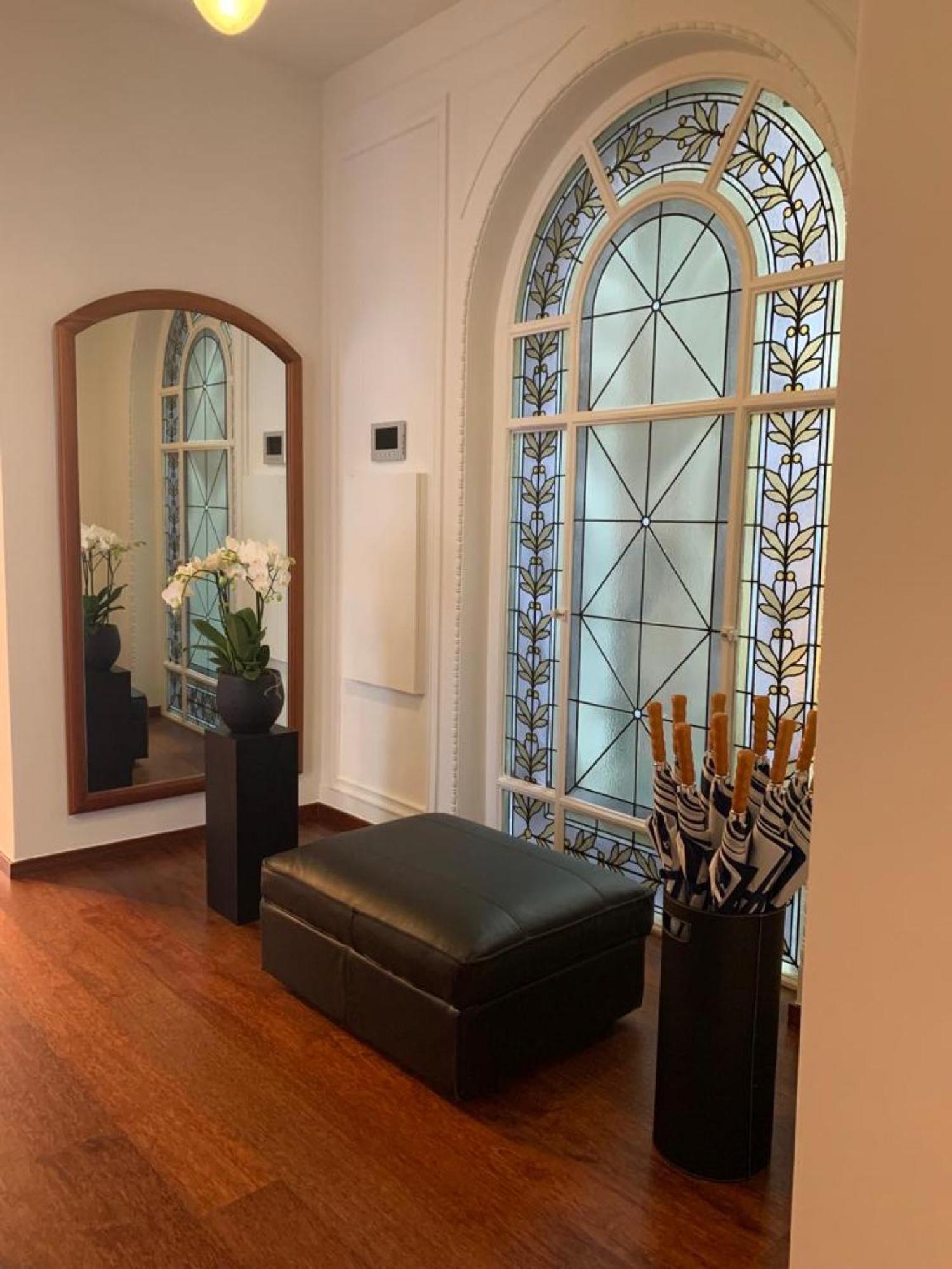 Botanique Suites Airbnb, Antwerpen Ngoại thất bức ảnh
